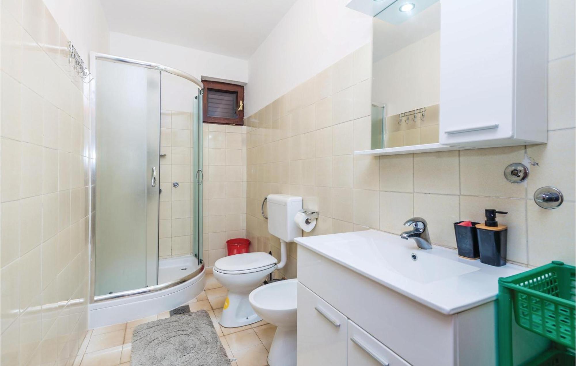 Stunning Apartment In Barbat-Rab With Wifi Barbat na Rabu Екстериор снимка